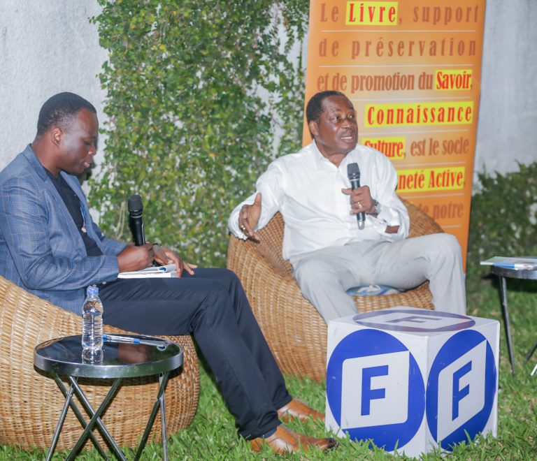 Discussion et Dédicace avec la fondation FRIEDRICH NAUMANN